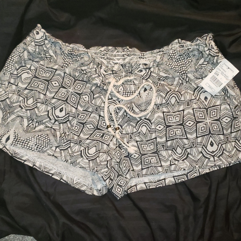 Roxy Shorts